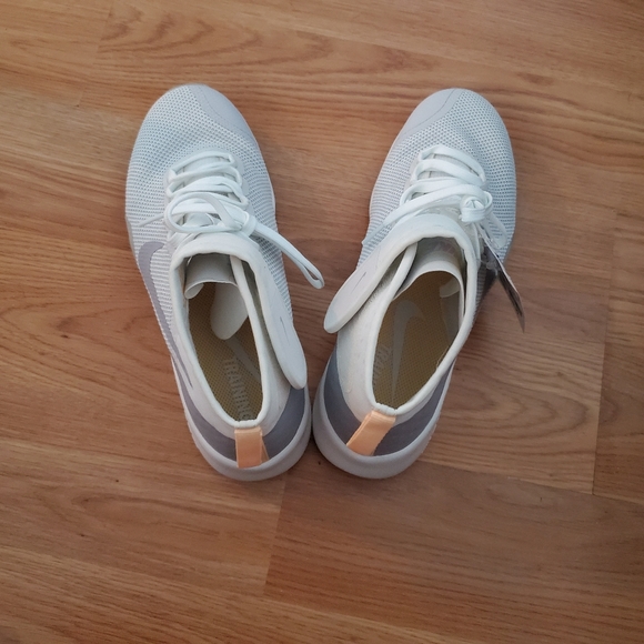 NIKE ZOOM TRAINING TENNIS SHOES SIZE 6.5 - Picture 2 of 8